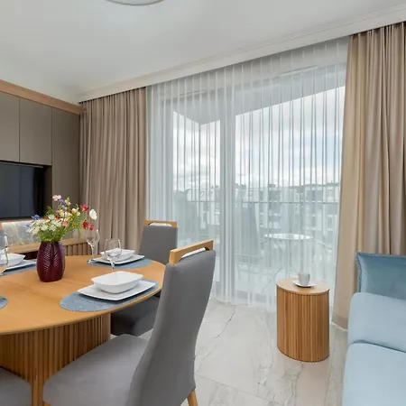 Apartment Elegancki W Sopocie Z Parkingiem I Klimatyzacja Blisko Plazy By Renters *