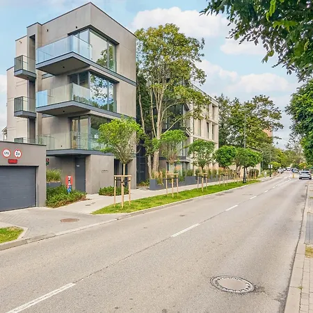 Elegancki W Sopocie Z Parkingiem I Klimatyzacja Blisko Plazy By Renters Apartment